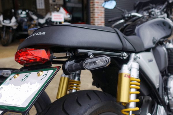 画像3: ＣＢ１１００ＲＳ用　リアフェンダーレス／ＬＥＤテールランプセット（ＬＥＤナンバー灯付） (3)