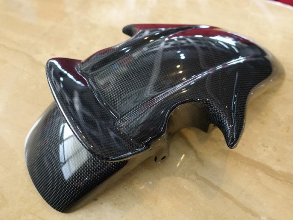 画像1: ＣＢ１１１００ＲＳ　カーボンエアロフロントフェンダー／　平織り (1)